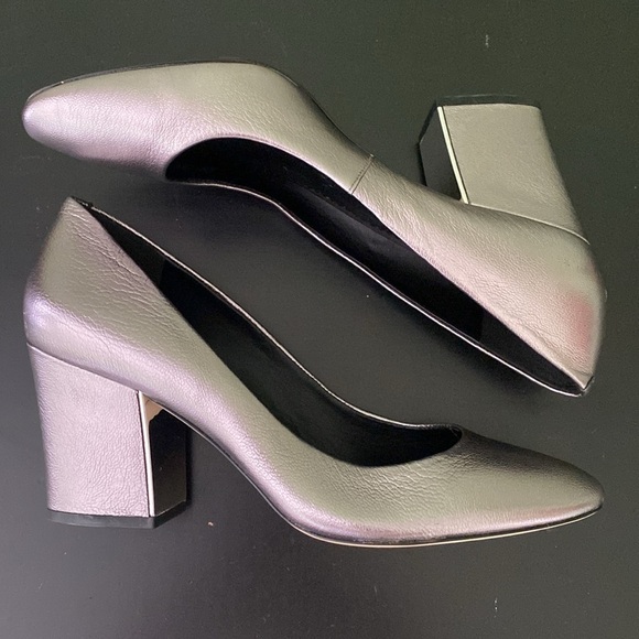 Karl Lagerfeld Paris SABRINA Sliver
Leather Slip on Block Heel Shoes 9.5 - Picture 3 of 10